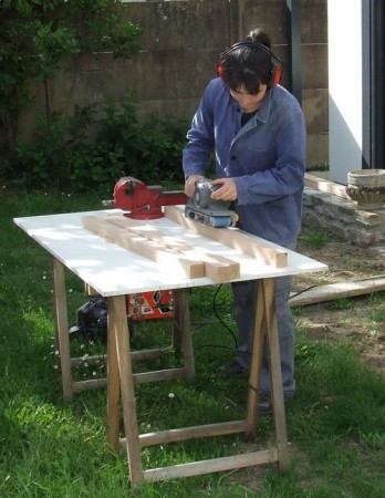 Ponçage dans le jardin